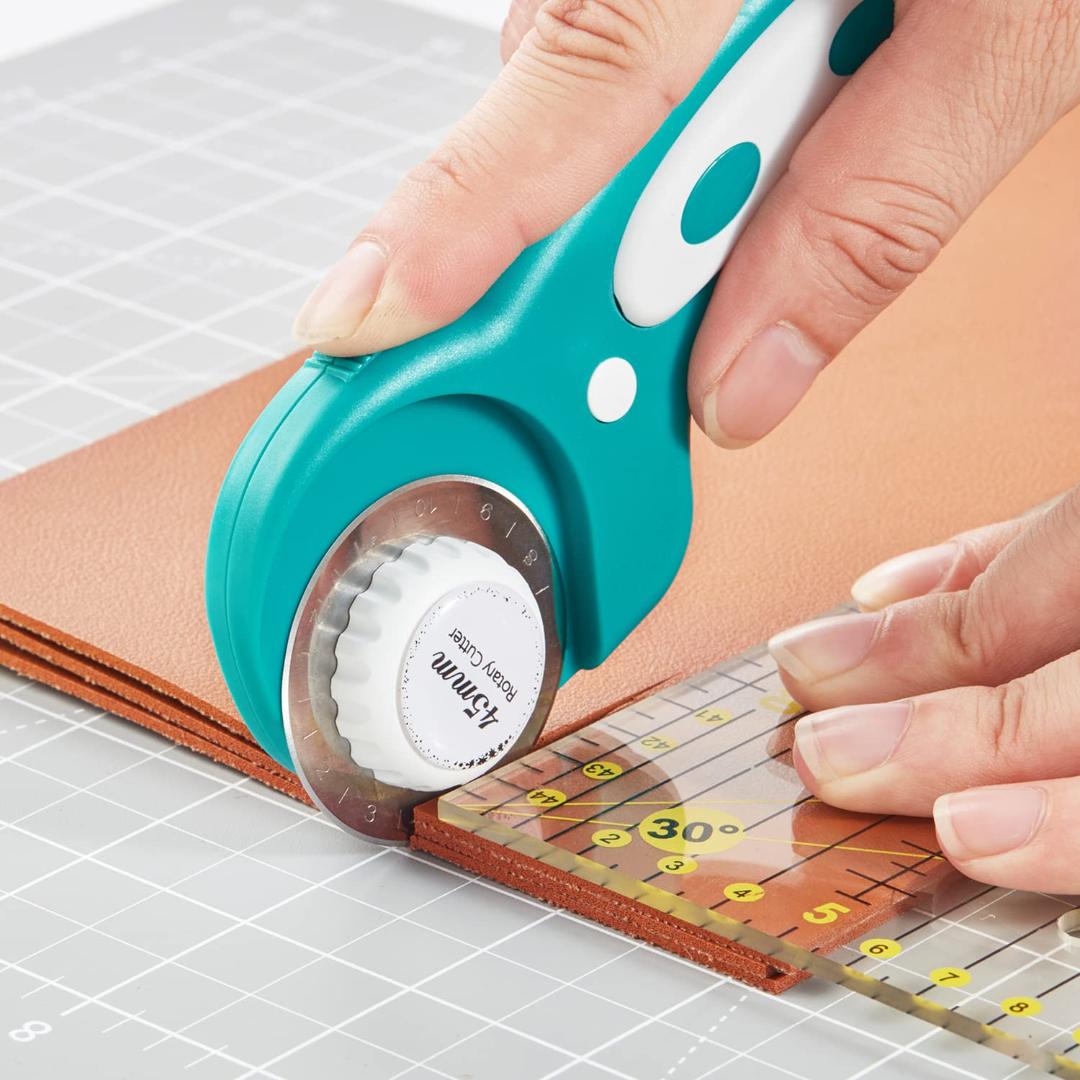45mm Rotary Cutter with Ergonomic Handle for Fabric, Leather, and Craft Cutting