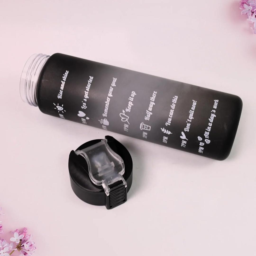900ml Motivational Water Bottle with Time Marker and Flip Straw - Black Gradient